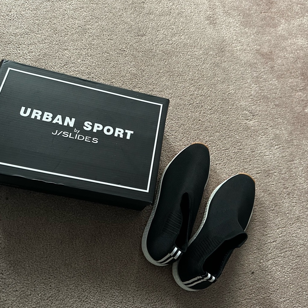 Brand new J slides boots